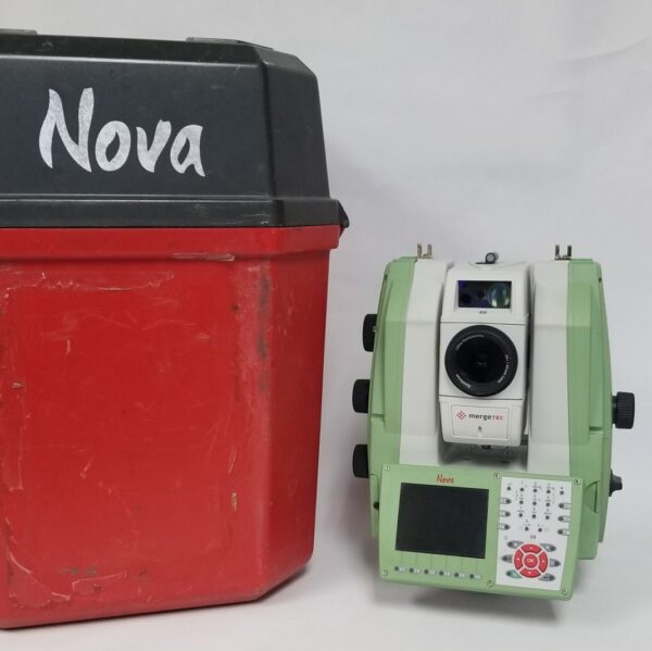 A red and green box next to a Leica NOVA MS50 1", MultiStation, Pre-Owned 805088-367297 camera.